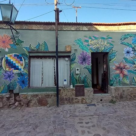 Hostal Amalaya Bed and Breakfast Humahuaca Εξωτερικό φωτογραφία